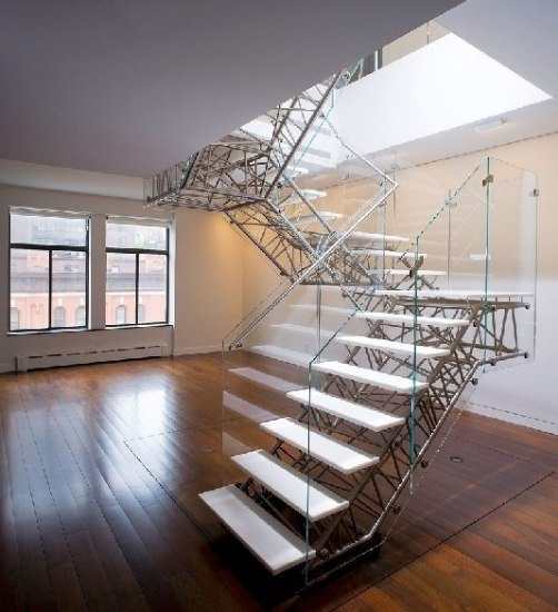 家居装修diy 使用楼梯要注意防潮和防火