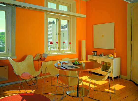 浅橙色墙面装修效果图图片